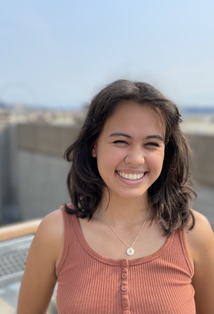 Amelia Madarang BA '22