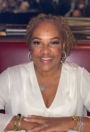 Stacy Thompson BA '75