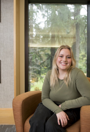    Genevieve Basile BA '23 
