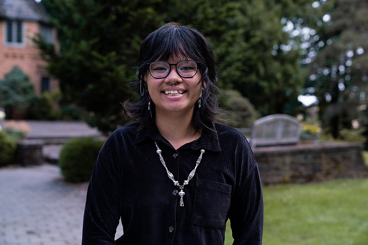 Deenie Bulyalert BA '27