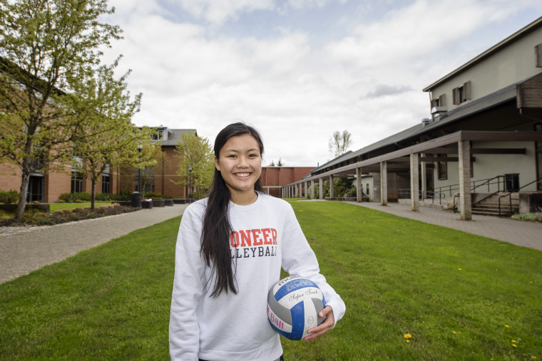 Blythe Ballesteros BA '20