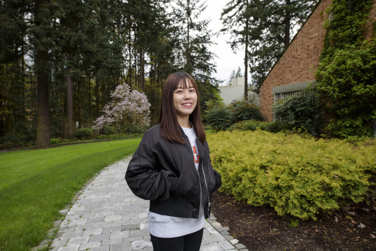 Iris Hu BA '20