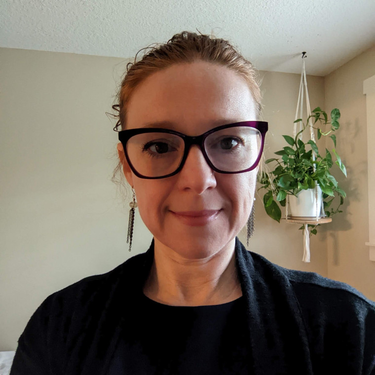 Becks Ellison BA '98