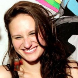 Steph Schwartz '12