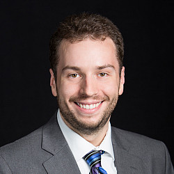 Patrick MacDonald '09