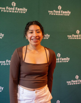 Azucena Morales Santos '24