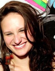    Steph Schwartz '12 