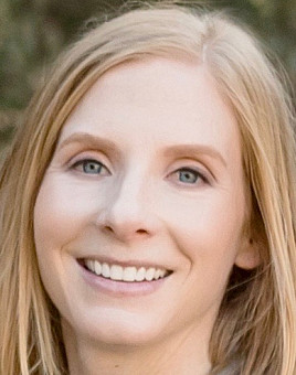 Julia Boehm '03