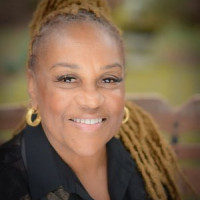 Dr. Stacy Thompson