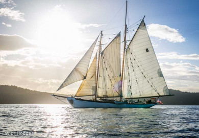Schooner Zodiac
