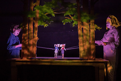 The Secretaries Performance. Photo by Owen Carey.