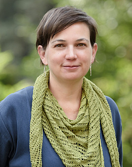    Lindy Gewin 