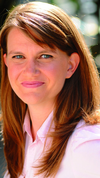 Portrait of Professor Rebecca Lingafelter